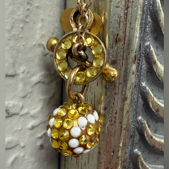 Emily Austin Swarovski Gold Necklace 🎾 Tennis Ball
#Tennisnecklace - Picture 4 of 8